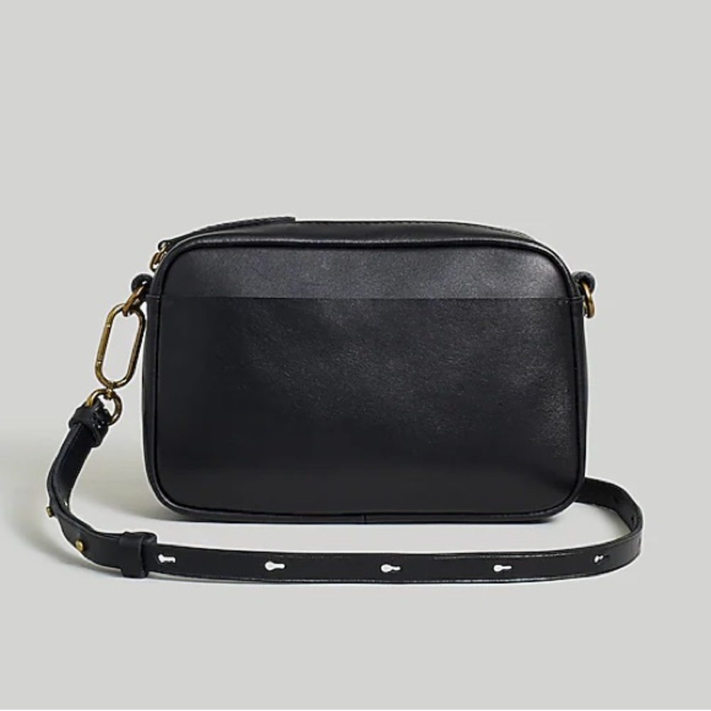 Madewell The Carabiner Medium Crossbody Bag